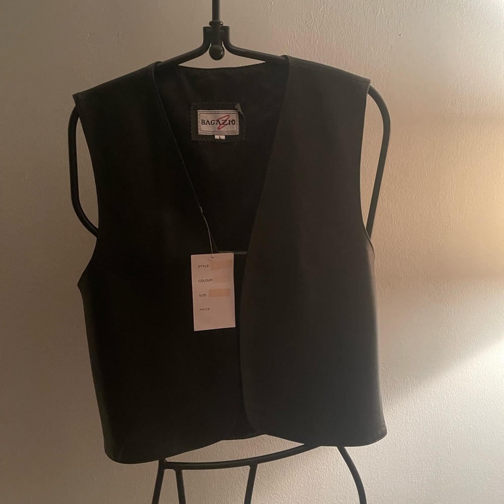 Men’s leather vest